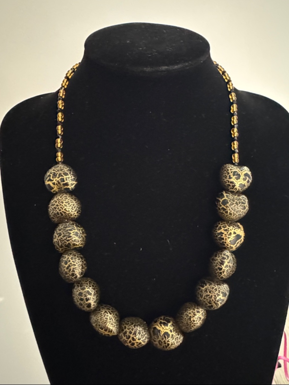 Gold and Black Crackle Bead Necklace - Women Jewelry